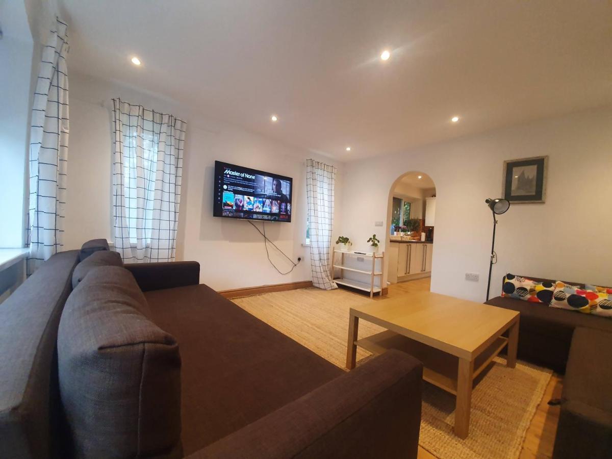 Beautiful House In The Heart Of A Golf Course. Appartement Manchester Buitenkant foto